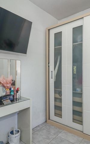 Casa à venda com 400m², 4 quartos e 4 vagasQuarto 