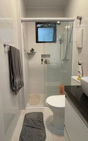 Apartamento à venda com 96m², 3 quartos e 2 vagas Apartamento à venda com 96m², 3 quartos e 2 vagasBanheiro da Suíte