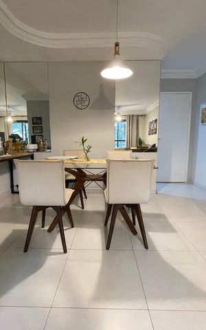 Apartamento à venda com 96m², 3 quartos e 2 vagas Apartamento à venda com 96m², 3 quartos e 2 vagasSala