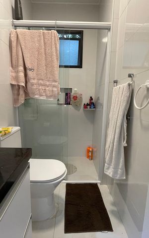 Apartamento à venda com 96m², 3 quartos e 2 vagas Apartamento à venda com 96m², 3 quartos e 2 vagasBanheiro Social