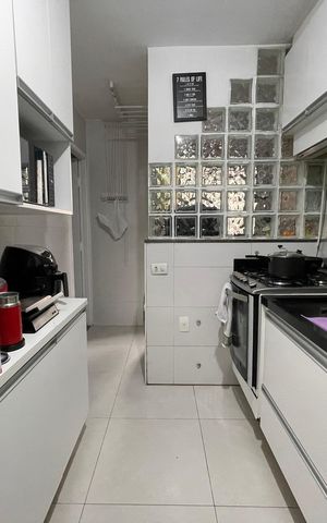 Apartamento à venda com 96m², 3 quartos e 2 vagas Apartamento à venda com 96m², 3 quartos e 2 vagasCozinha