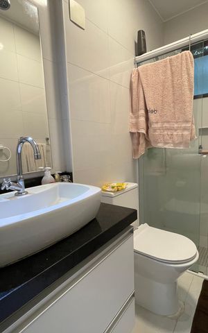 Apartamento à venda com 96m², 3 quartos e 2 vagas Apartamento à venda com 96m², 3 quartos e 2 vagasBanheiro Social