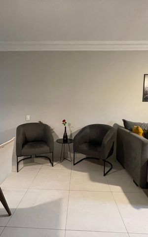 Apartamento à venda com 96m², 3 quartos e 2 vagas Apartamento à venda com 96m², 3 quartos e 2 vagasSala