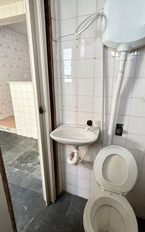 Casa à venda com 94m², 3 quartos e 1 vagaBanheiro de serviço