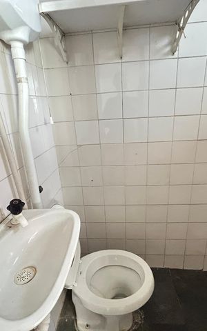 Casa à venda com 94m², 3 quartos e 1 vagaBanheiro de serviço