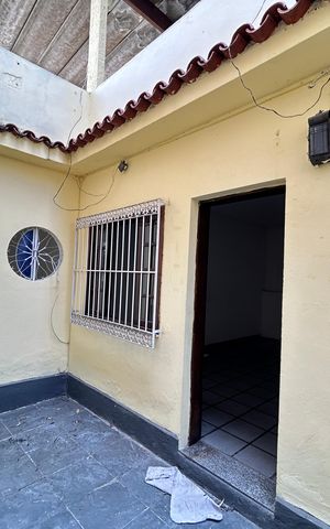 Casa à venda com 94m², 3 quartos e 1 vagaFachada
