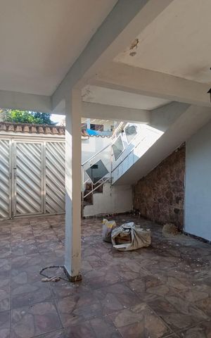 Casa para alugar com 120m², 2 quartos e 1 vaga Casa para alugar com 120m², 2 quartos e 1 vagaGaragem