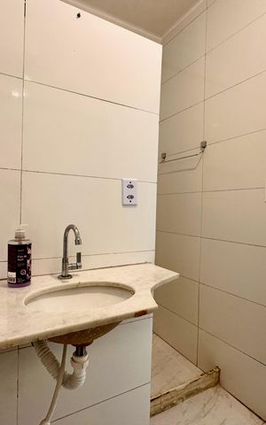 Studio para alugar com 26m², 1 quarto e sem vaga Studio para alugar com 26m², 1 quarto e sem vagaBanheiro
