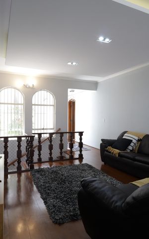 Casa para alugar com 435m², 3 quartos e 3 vagasSala de TV