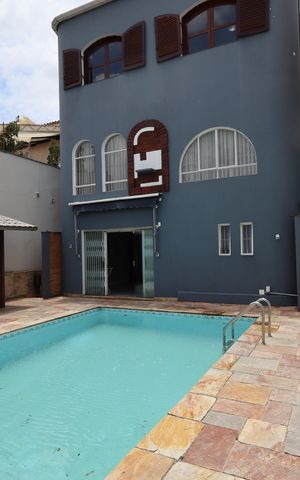 Casa para alugar com 435m², 3 quartos e 3 vagasPiscina