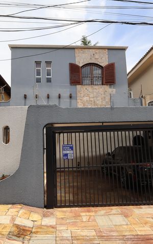 Casa para alugar com 435m², 3 quartos e 3 vagasFachada