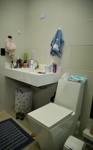 Casa à venda com 275m², 3 quartos e 3 vagasBanheiro Suíte 3