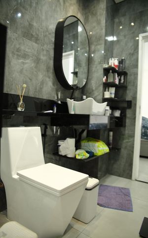 Casa à venda com 275m², 3 quartos e 3 vagasBanheiro Suíte 1