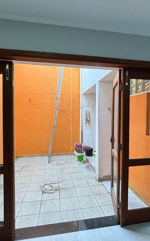 Casa para alugar com 75m², 2 quartos e 1 vaga Casa para alugar com 75m², 2 quartos e 1 vagaJardim interno
