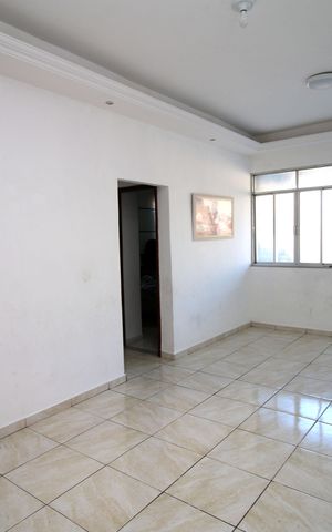 Casa à venda com 300m², 3 quartos e 4 vagasSala