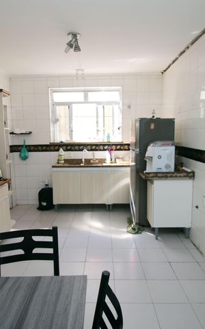 Casa à venda com 300m², 3 quartos e 4 vagasCozinha