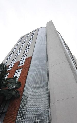 Apartamento à venda com 210m², 1 quarto e sem vagaFachada