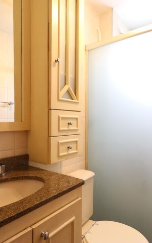 Apartamento para alugar com 100m², 4 quartos e 2 vagasBanheiro Social