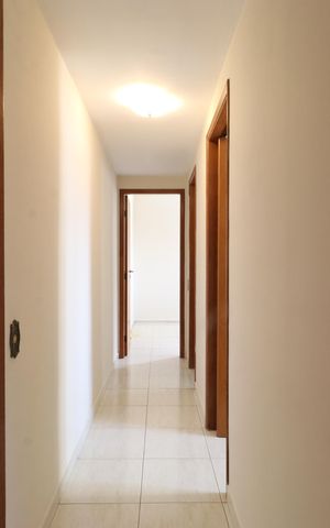 Apartamento para alugar com 100m², 4 quartos e 2 vagasCorredor 