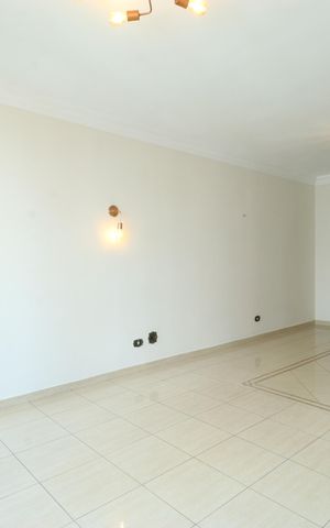 Apartamento para alugar com 100m², 4 quartos e 2 vagasSala