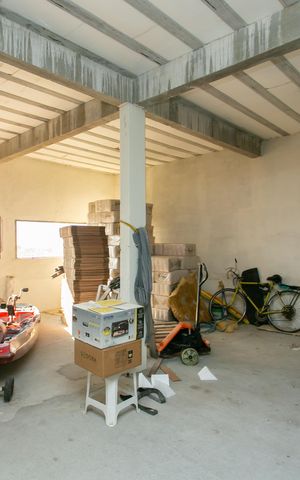 Casa à venda com 150m², 2 quartos e 3 vagas Casa à venda com 150m², 2 quartos e 3 vagasÁrea Externa