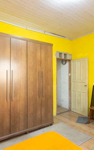 Casa à venda com 150m², 2 quartos e 3 vagas Casa à venda com 150m², 2 quartos e 3 vagasQuarto 1
