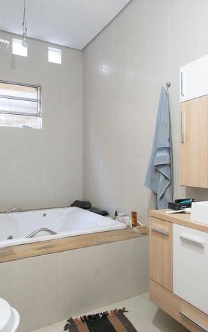 Casa à venda com 150m², 2 quartos e 3 vagas Casa à venda com 150m², 2 quartos e 3 vagasQuarto 2