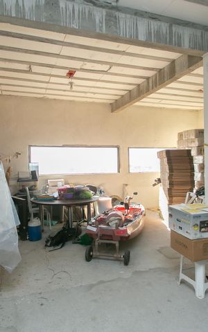 Casa à venda com 150m², 2 quartos e 3 vagas Casa à venda com 150m², 2 quartos e 3 vagasÁrea Externa