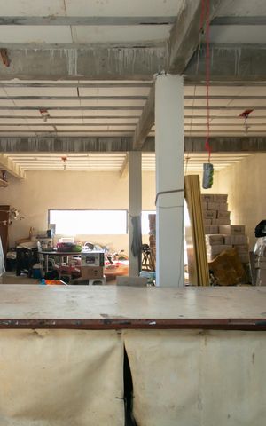 Casa à venda com 150m², 2 quartos e 3 vagas Casa à venda com 150m², 2 quartos e 3 vagasÁrea Externa