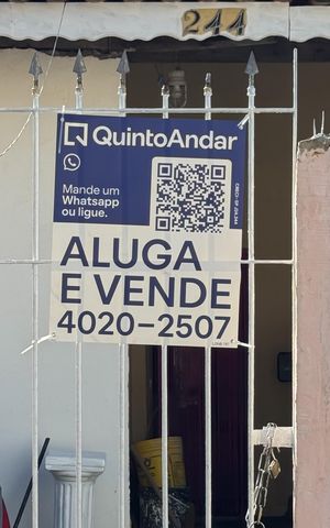 Casa à venda com 150m², 2 quartos e 3 vagas Casa à venda com 150m², 2 quartos e 3 vagasPlaca