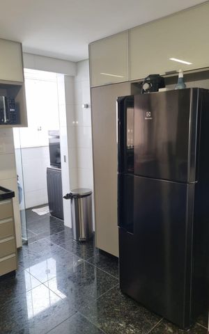 Apartamento à venda com 250m², 4 quartos e 5 vagas