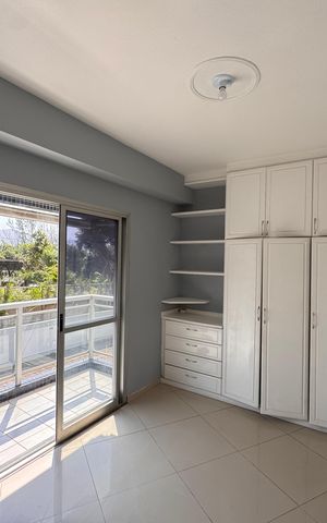 Apartamento à venda com 73m², 2 quartos e 2 vagas Apartamento à venda com 73m², 2 quartos e 2 vagasSuíte