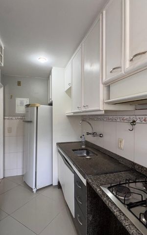 Apartamento à venda com 73m², 2 quartos e 2 vagas Apartamento à venda com 73m², 2 quartos e 2 vagasCozinha