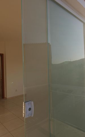 Casa de condomínio à venda com 200m², 4 quartos e 3 vagasVaranda da Suíte 2