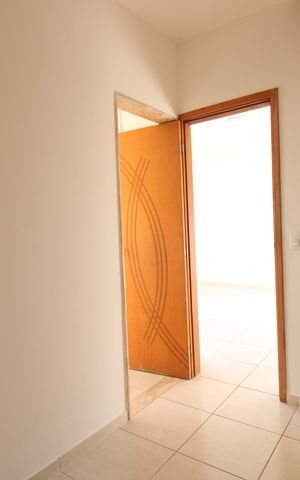Casa de condomínio à venda com 200m², 4 quartos e 3 vagasCloset Suíte 2