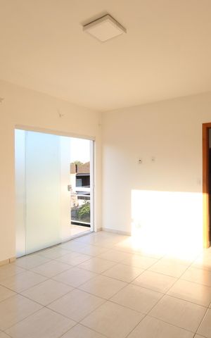 Casa de condomínio à venda com 200m², 4 quartos e 3 vagasSuíte 2