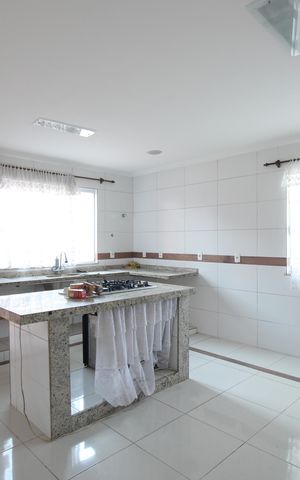 Casa de condomínio à venda com 200m², 4 quartos e 3 vagasCozinha