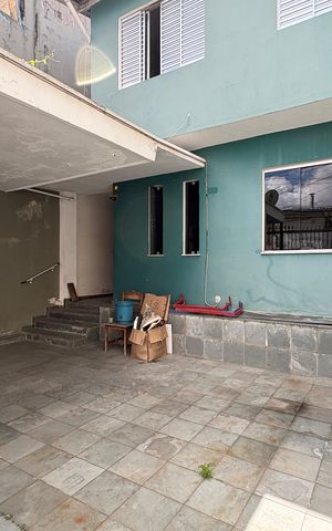 Casa à venda com 120m², 3 quartos e 2 vagas Casa à venda com 120m², 3 quartos e 2 vagasGaragem