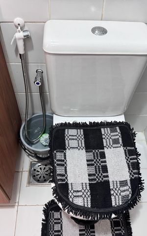 Apartamento para alugar com 110m², 2 quartos e 1 vaga Apartamento para alugar com 110m², 2 quartos e 1 vagaBanheiro da Suíte