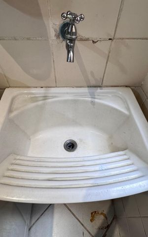 Apartamento para alugar com 110m², 2 quartos e 1 vaga Apartamento para alugar com 110m², 2 quartos e 1 vagaCozinha e Área de Serviço