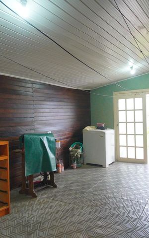Casa à venda com 215m², 2 quartos e 4 vagasÁrea de Serviço