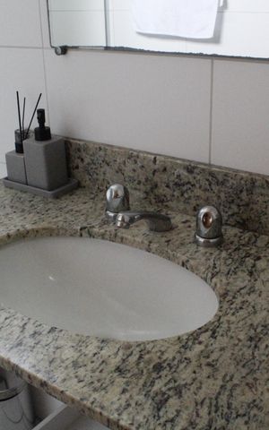 Apartamento à venda com 77m², 3 quartos e 1 vagaBanheiro da Suíte