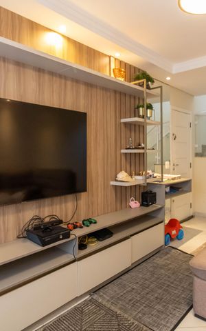 Casa à venda com 170m², 3 quartos e 2 vagas Casa à venda com 170m², 3 quartos e 2 vagasSala