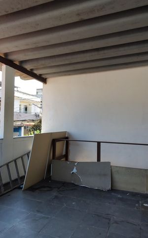 Casa de condomínio à venda com 180m², 3 quartos e 2 vagasTerraço