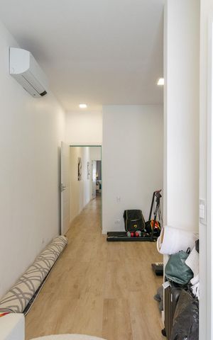 Casa à venda com 300m², 3 quartos e 2 vagas Casa à venda com 300m², 3 quartos e 2 vagasSuíte 3