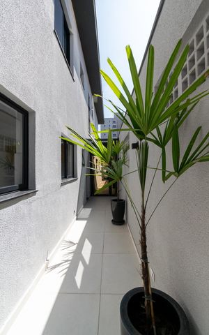 Casa à venda com 300m², 3 quartos e 2 vagas Casa à venda com 300m², 3 quartos e 2 vagasCorredor Externo