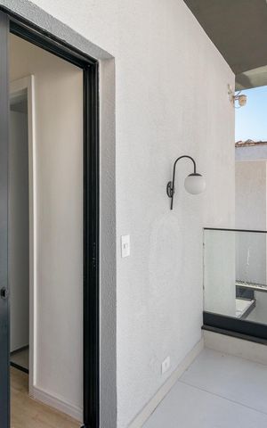 Casa à venda com 300m², 3 quartos e 2 vagas Casa à venda com 300m², 3 quartos e 2 vagasSacada da Suíte 3