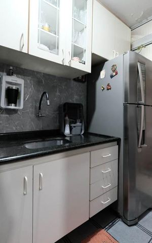 Apartamento à venda com 50m², 2 quartos e 1 vagaCozinha e Área de Serviço