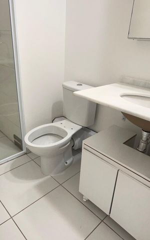 Studio à venda com 27m², 1 quarto e sem vaga Studio à venda com 27m², 1 quarto e sem vagaBanheiro social