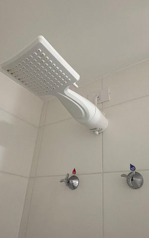 Studio à venda com 27m², 1 quarto e sem vaga Studio à venda com 27m², 1 quarto e sem vagaBanheiro social